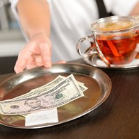 U.S. Department of Labor Finalizes Tip Theft Rule Thumbnail